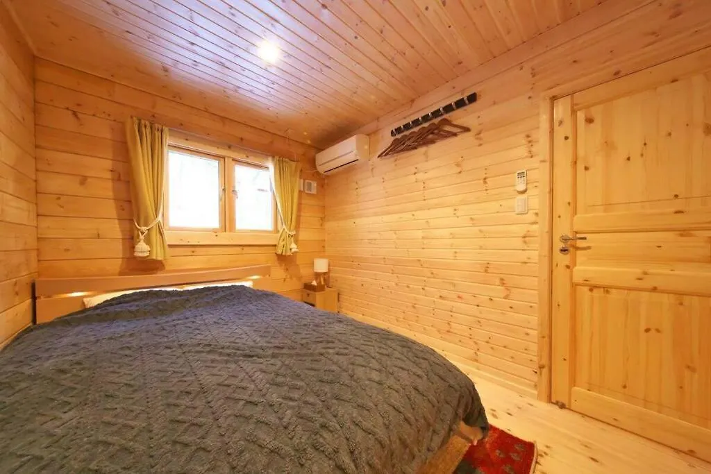 Holiday home 箱根！1日1組限定の貸切別荘！キッズスペース・無料駐車場付！広々としたウッドデッキでのbbqも！